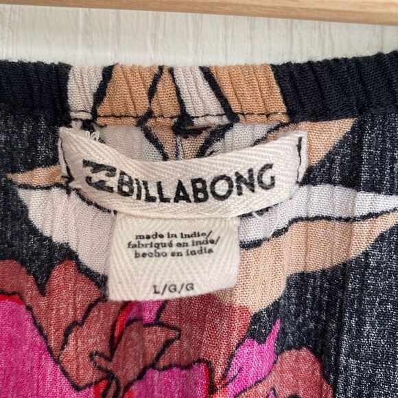 BillaBong Blouse  - Picture 3 of 4